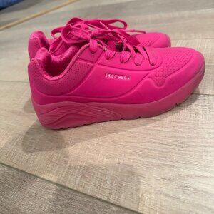 SKECHERS GIRLS HOT PINK SNEAKER SHOES SIZE 2